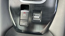 Nissan Qashqai 1.3 DiG-T MH N-Connecta 5dr Petrol Hatchback